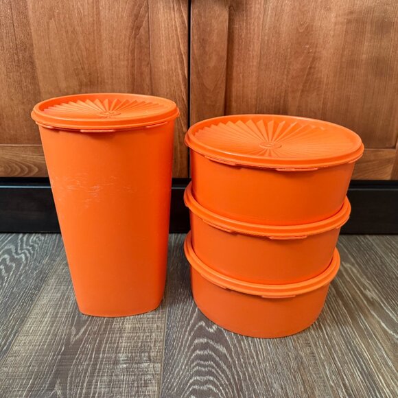 Vintage Tupperware Servalier Canisters – Set of 4 - Picture 3 of 16